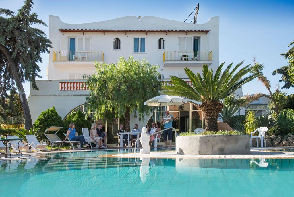 Hotel Internazionale Barano dʼIschia Eksteriør billede